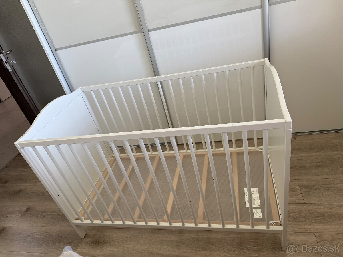 Detská postielka s príslušenstvom - 7