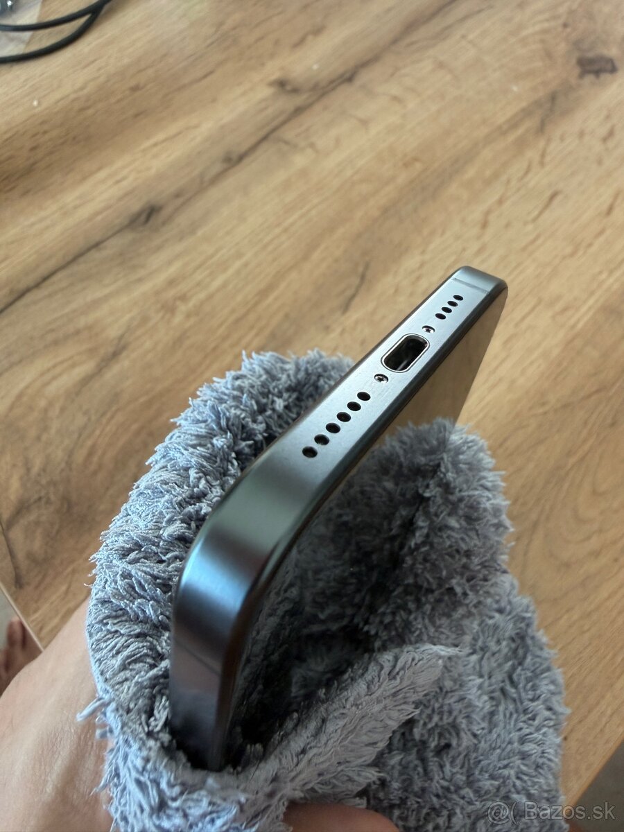 iPhone 15 Pro Max 512GB - 7