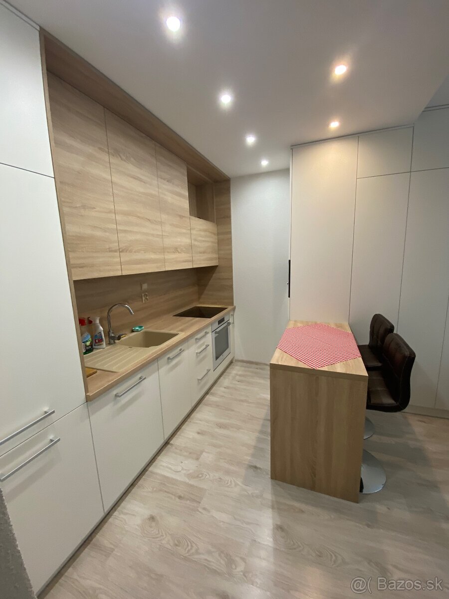 Prenajom garzonka v novostavbe Iliaš - 7