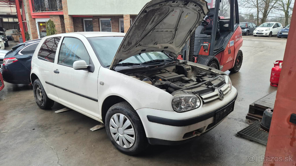 Volkswagen Golf 1,4i 55kw - 7