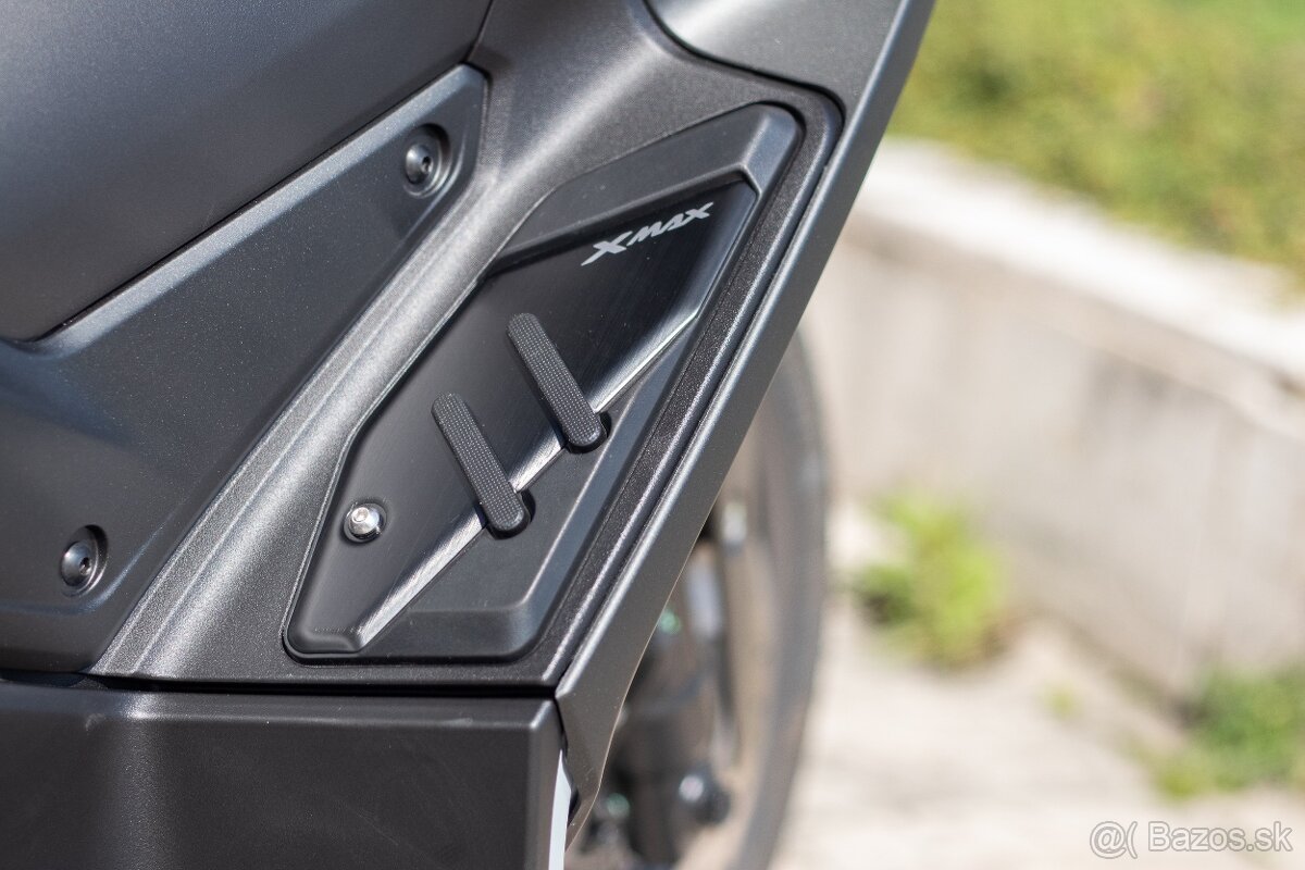 Yamaha XMAX 300 Tech Max model 2025 cena s DPH - 7