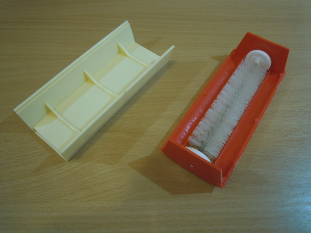 Ručná kefa na omrvinky - retro - 7