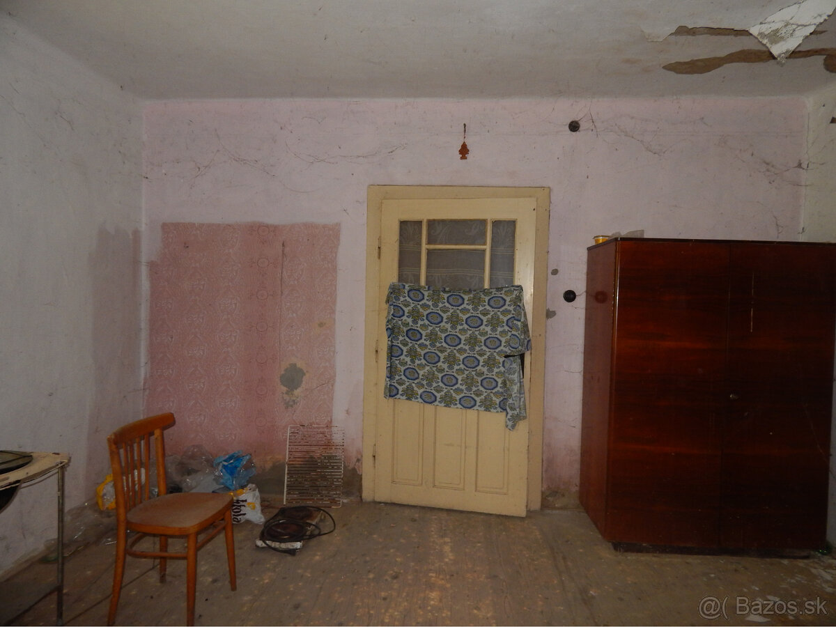 Na predaj 2 izbový sedliacky dom v Malých Kosihách len 16 k - 7