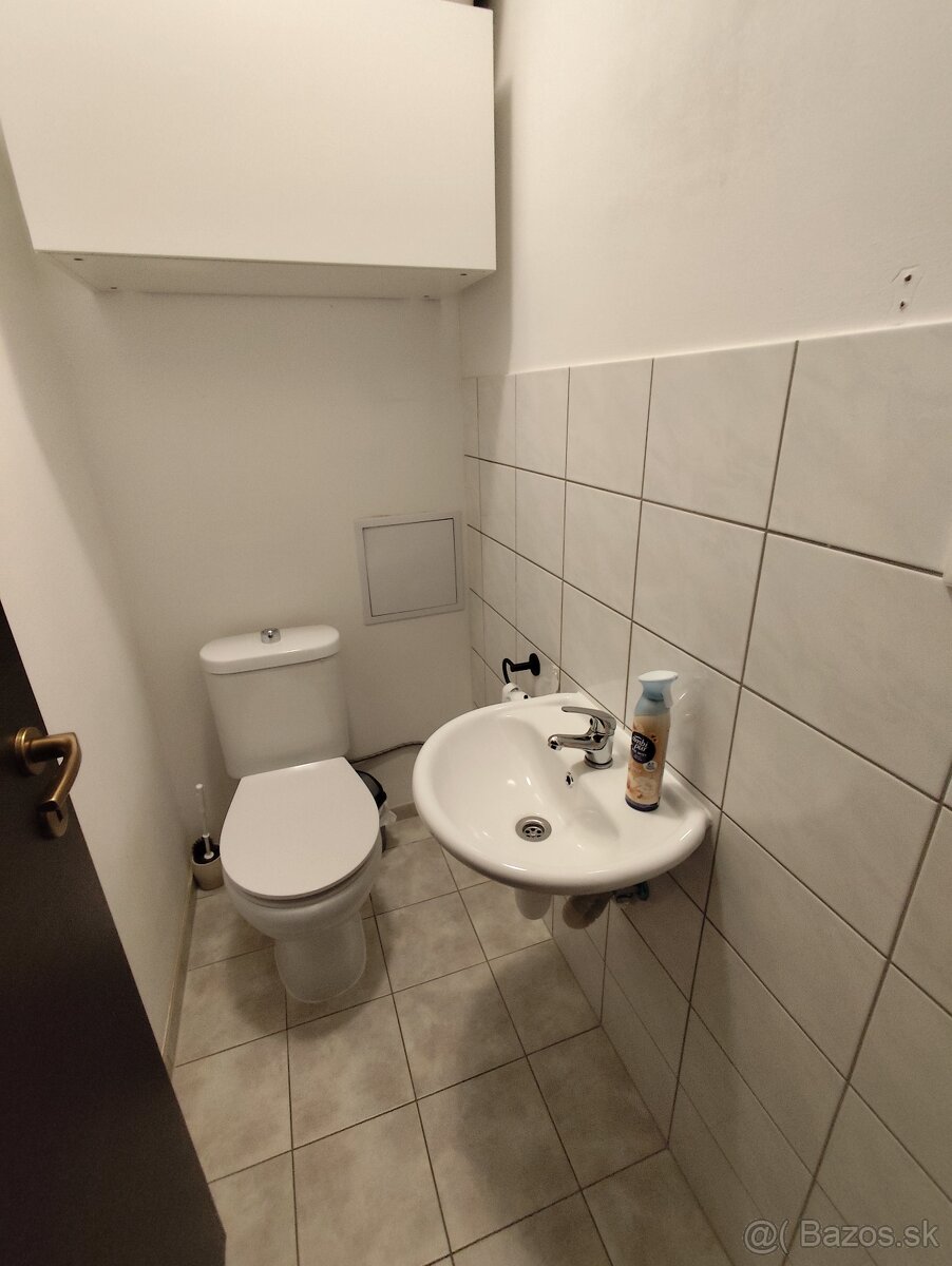 Predám 2 izbový byt 57 m2, obec Hlohovec - 7