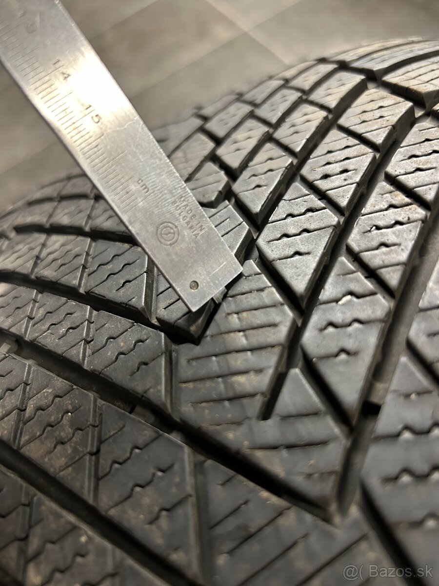 Pirelli Scorpion Winter 2 – 285/45 R21 - 7