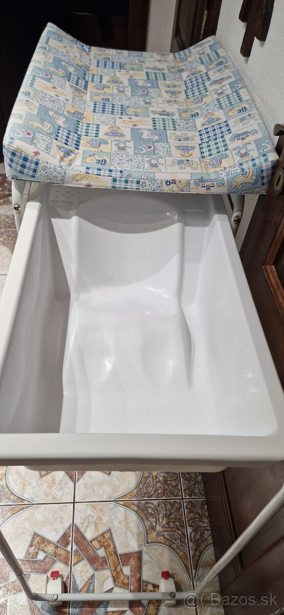 Retro prebaľovacia komoda,stolík s vaničkou - 7