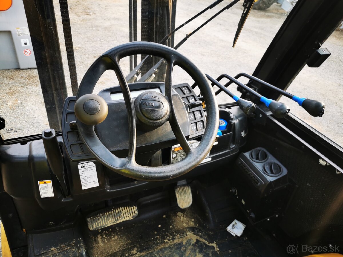 Yale - 7