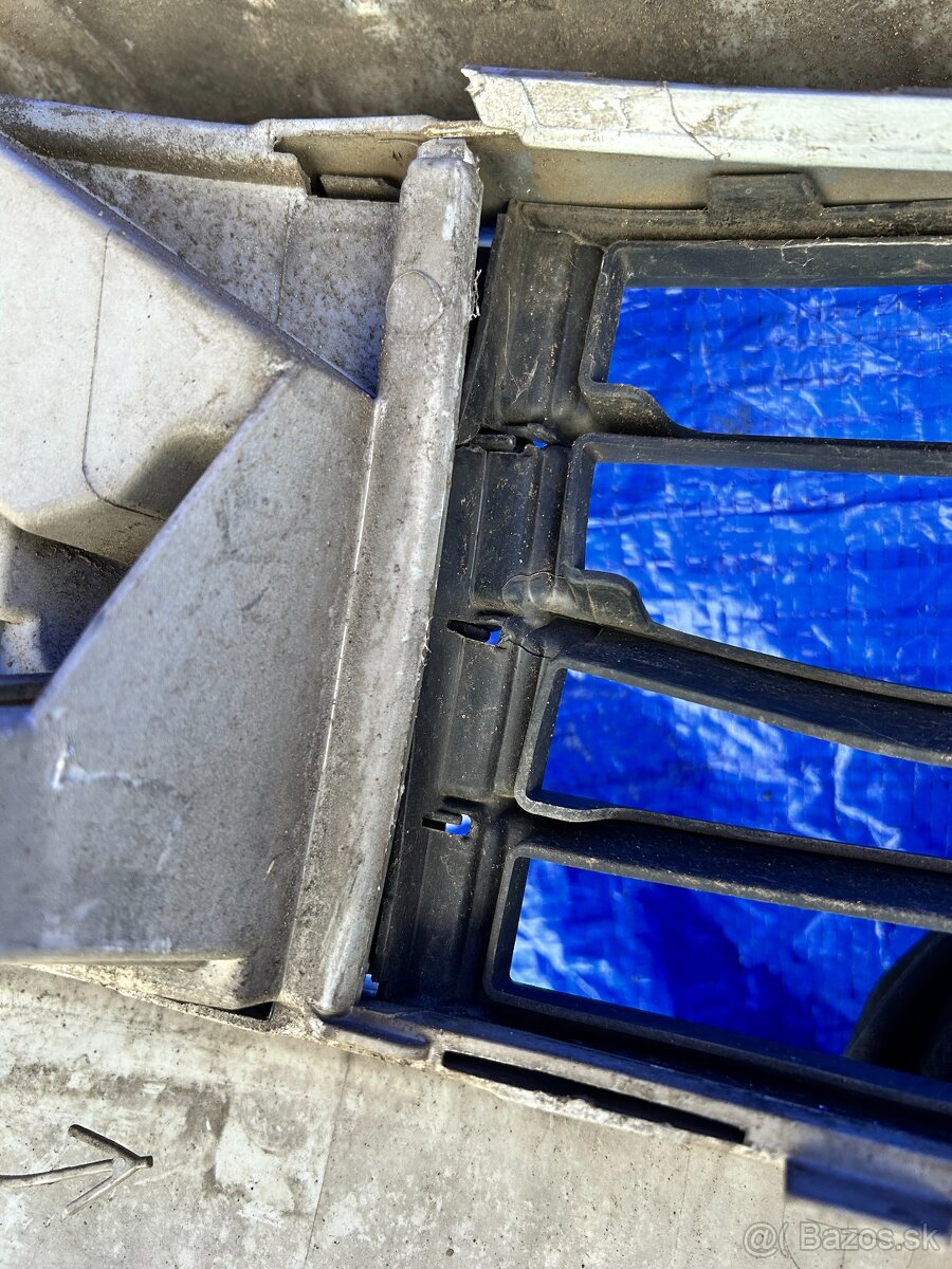 Přední nárazník škoda Octavia 3 - 7