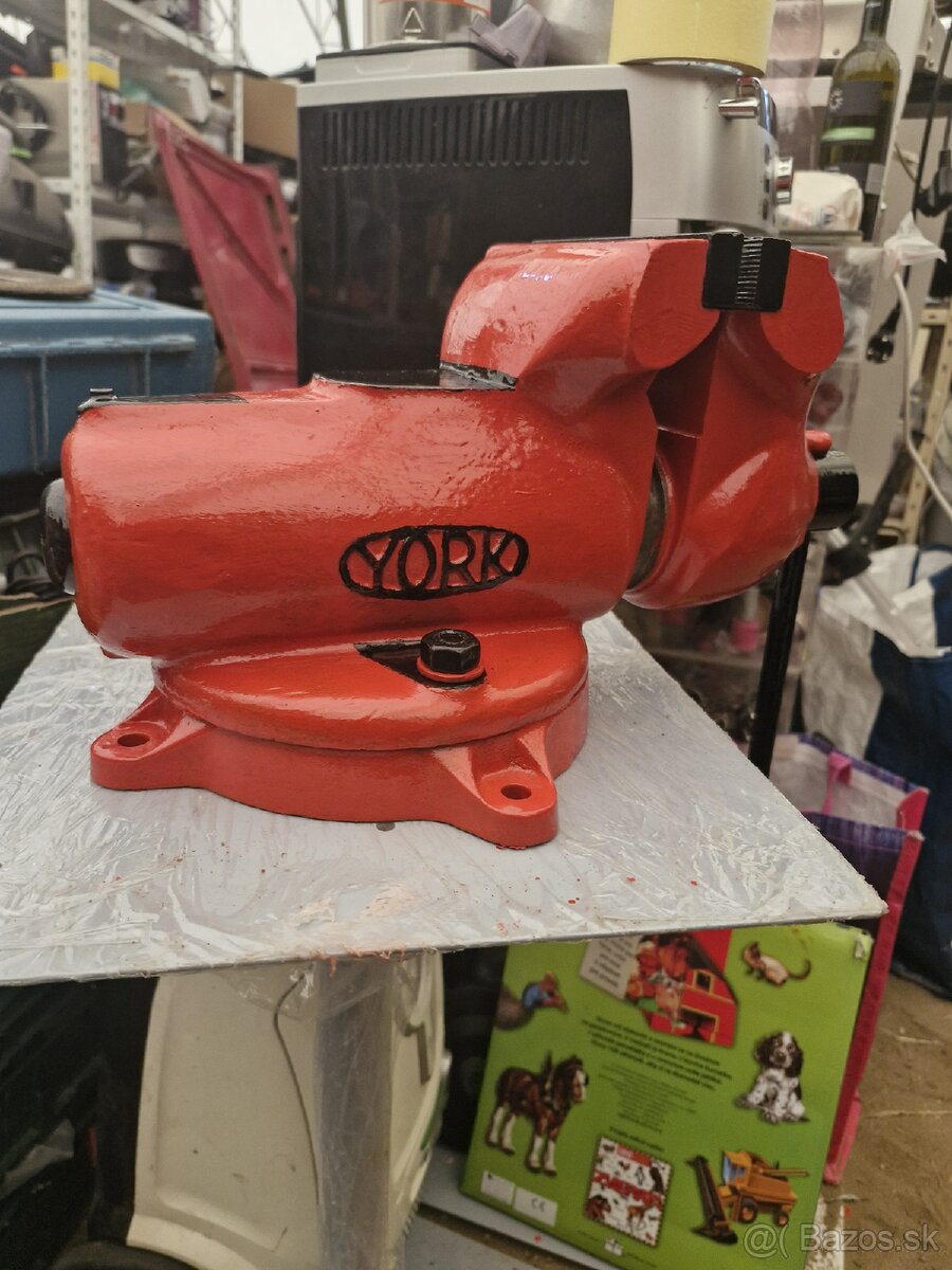 Zverak YORK - 7
