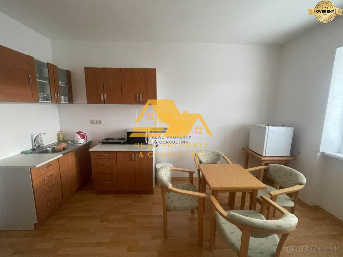 Predám zrekonštruovaný rodinný dom v obci Podhájska - 7