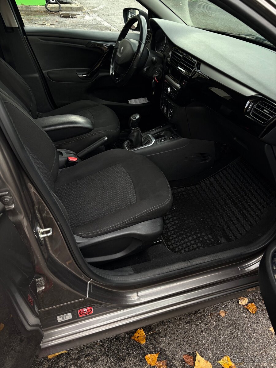 Peugeot 301 Facelift - 7