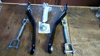 spodne ramena na zetor3011-7745 - 7