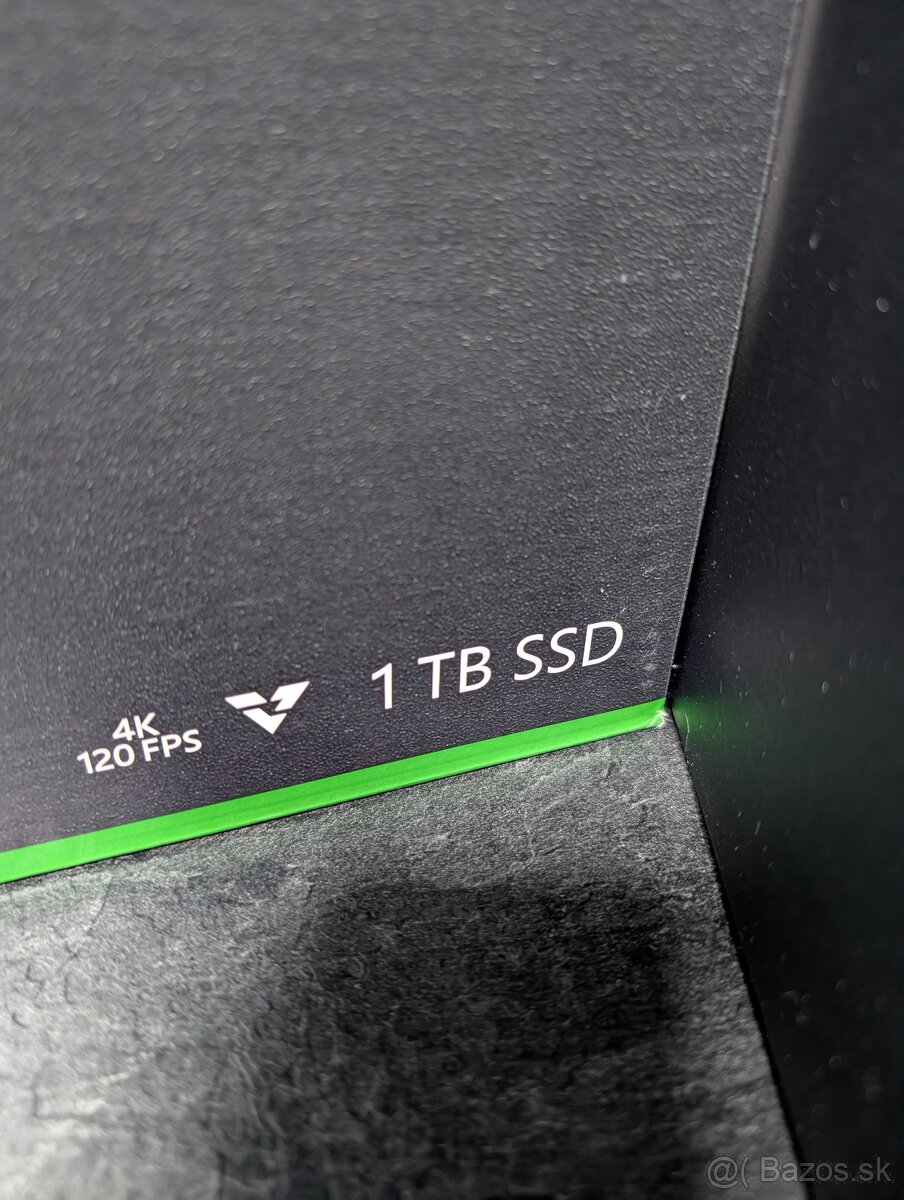 XBOX Series X + 1 TB karta + gamepad a príslušenstvo - 7