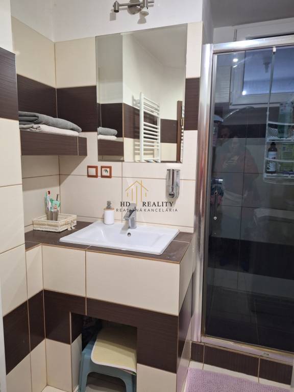 HD REALITY predaj 3 izbový byt v Zemianskej dedine pri meste - 7