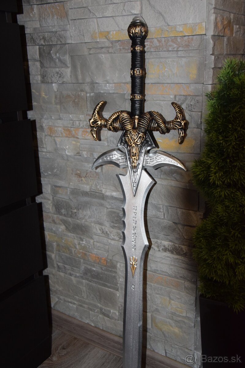 World of Warcraft Frostmourne - 7
