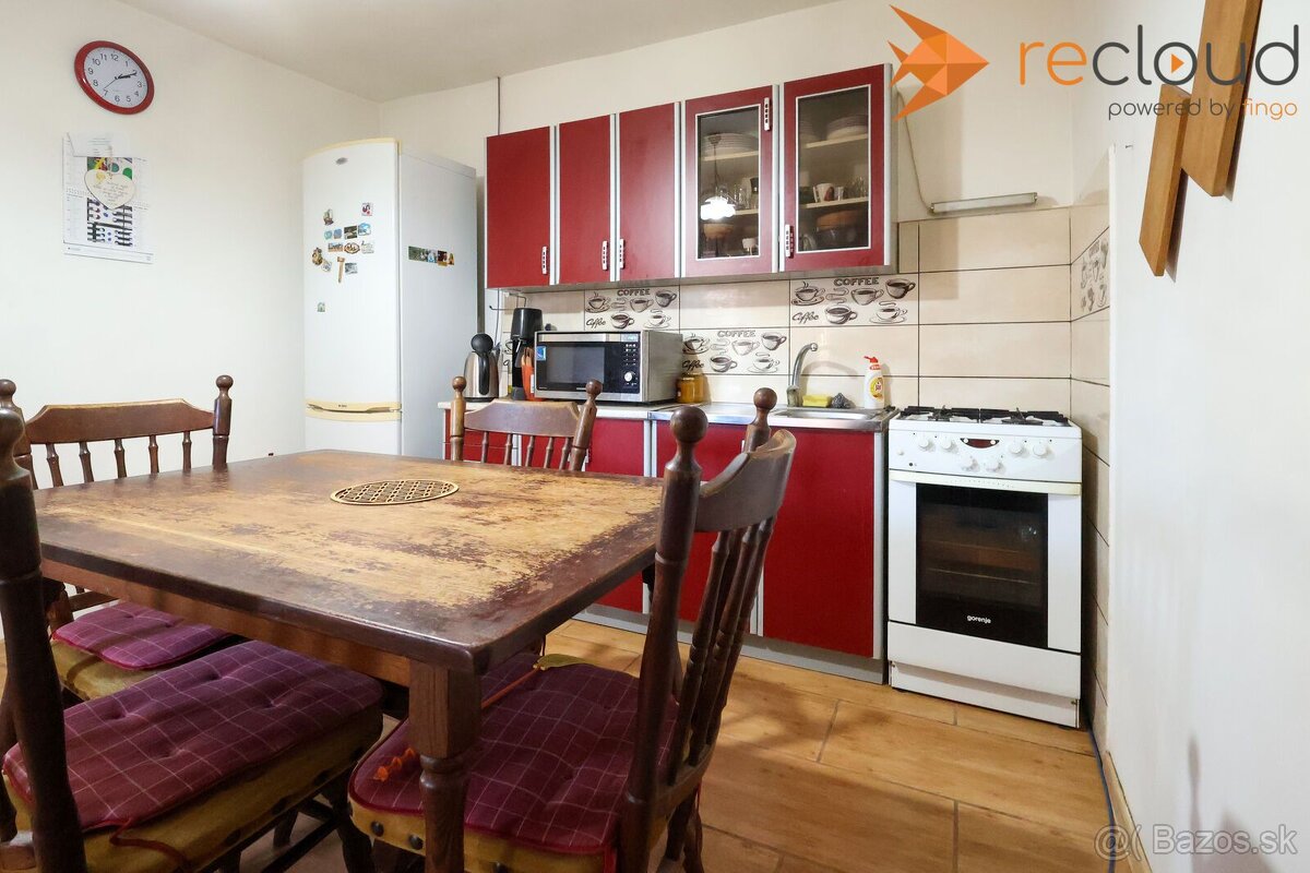 Rodinný dom v obci Starý Hrádok blízko Levic - 7