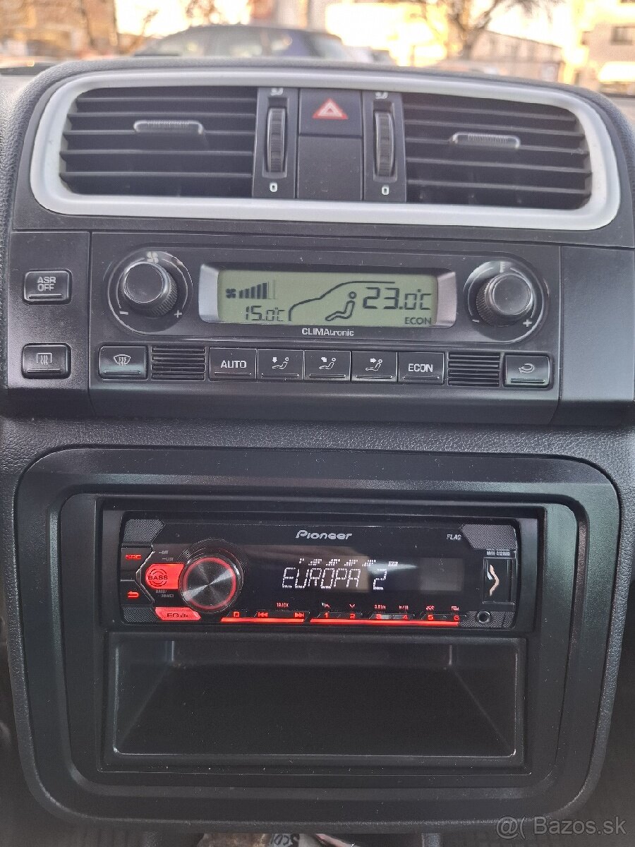 Skoda Roomster 1.4 - 7