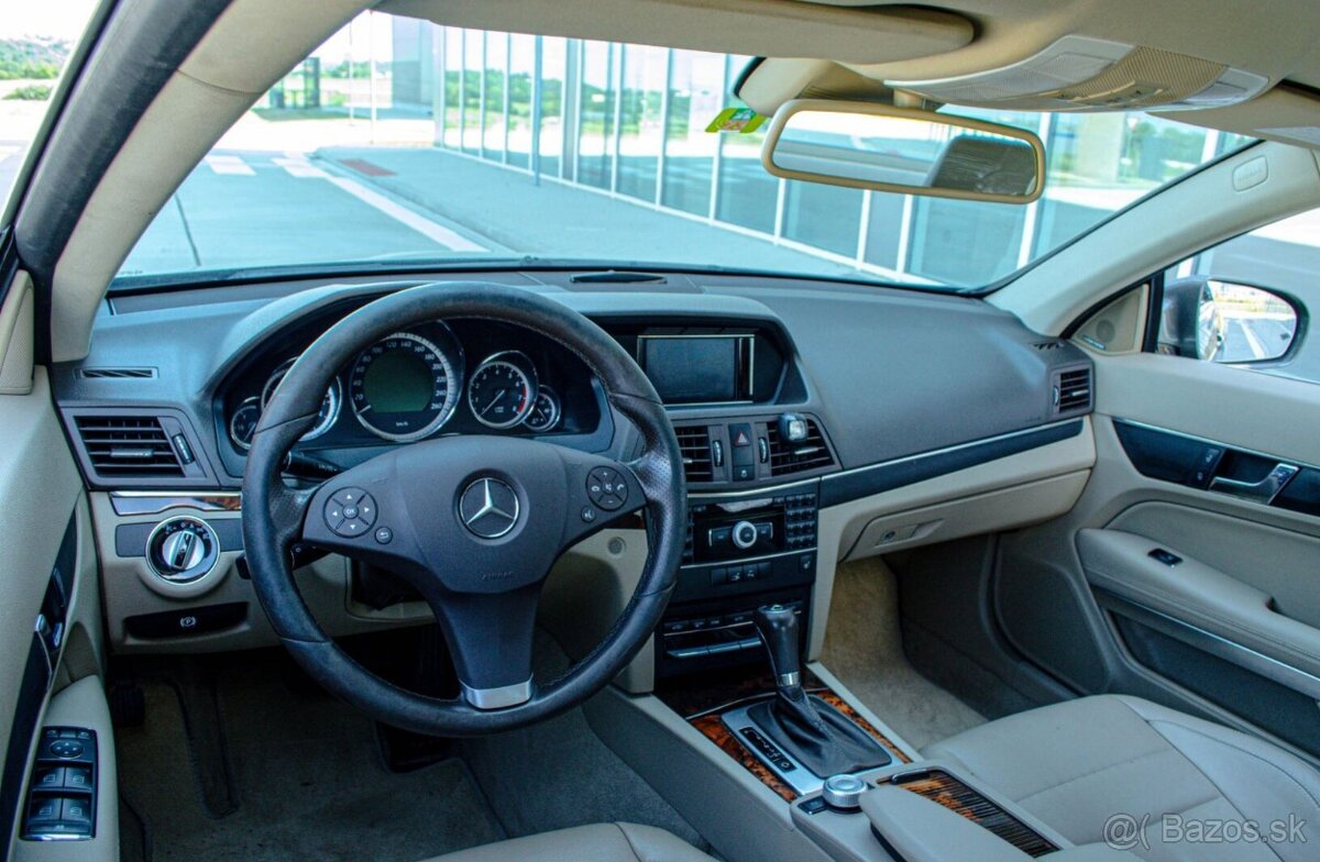 Mercedes-Benz E trieda Kupé 350 CGI Blue - 7