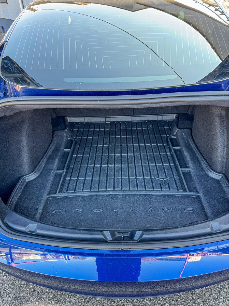 Tesla Model 3 Standard Range Plus - 7