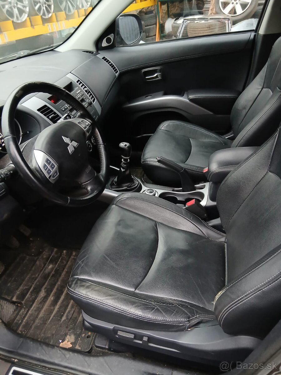 Mitsubishi Out II 2,2TD r.v.2012,130kW - 7