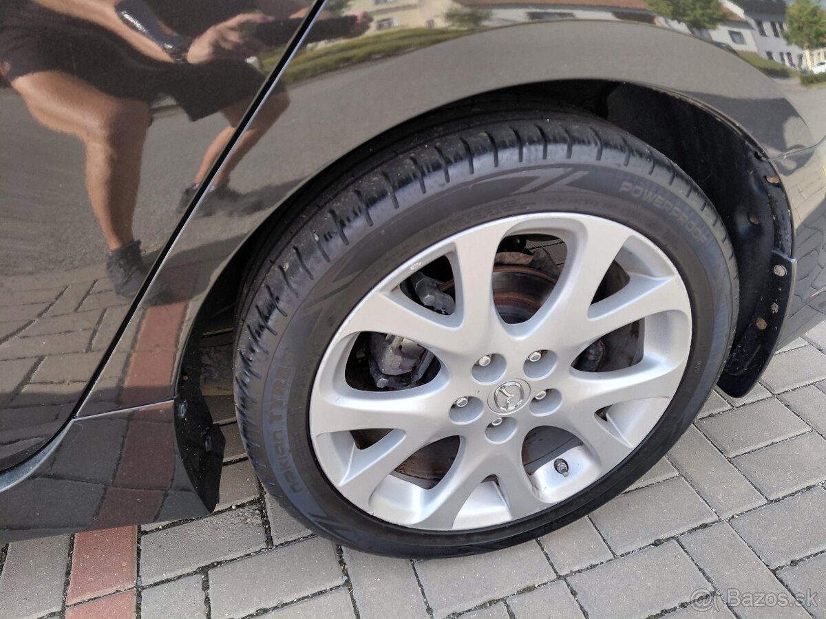 Mazda 6 / 2500 cm3, 125 kW - 7