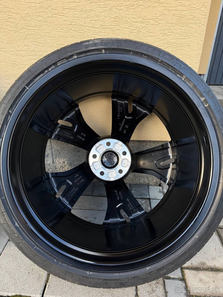 Audi RS6, RS7, SQ7, SQ8 R22 - 7