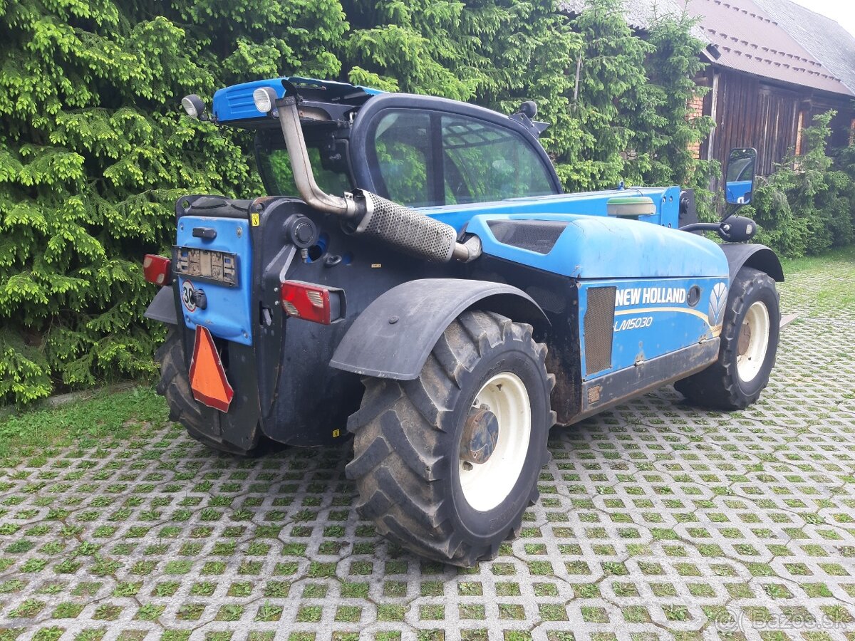 Teleskopický manipulátor New Holland LM 5030 - 7