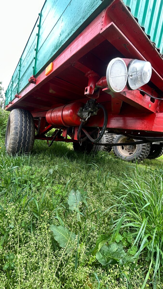 Trojstranný sklápač 5t - 7
