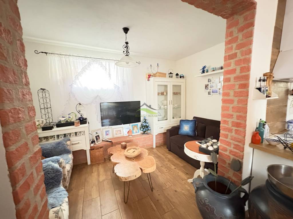 Lukratívna murovaná CHATA pri Salaši -Medvedia Hora - 7