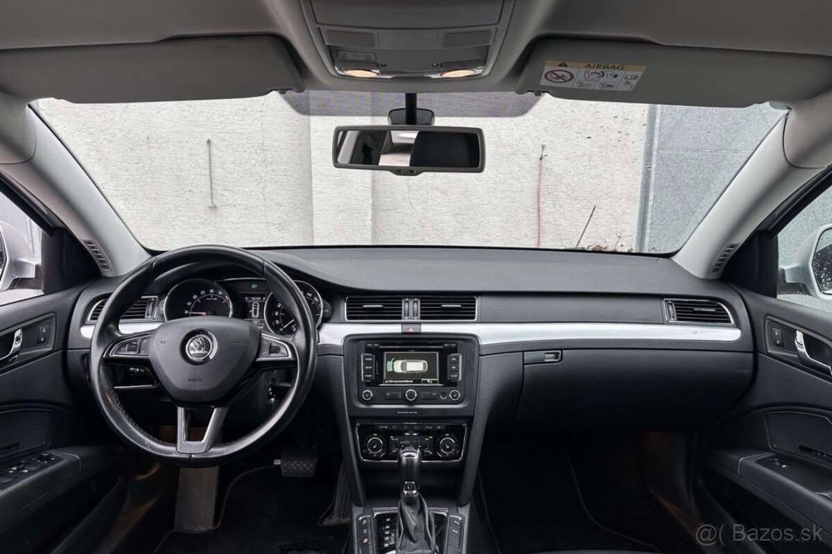 ŠKODA SUPERB 2,0 TDi, FULL VÝBAVA - 7