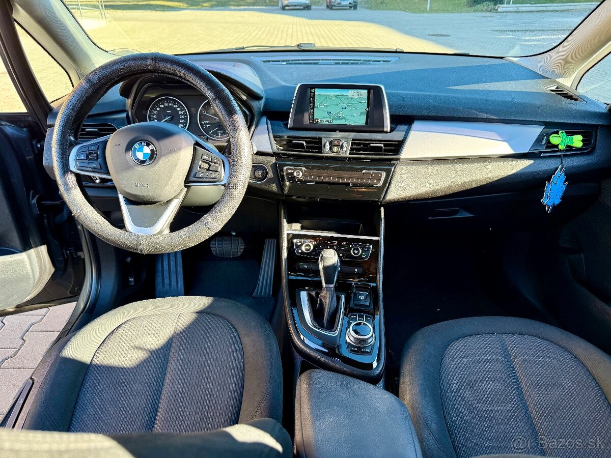 BMW Rad 2 Active Tourer 2 218d Advantage A/T - 7