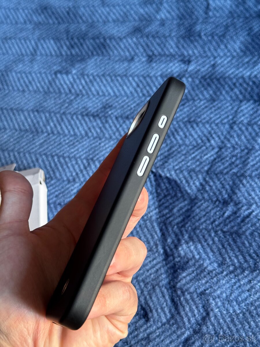 Spigen Enzo Aramid iPhone 16E - 7