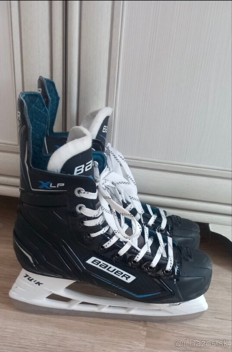 Hokejové korčule BAUER XLP - 7