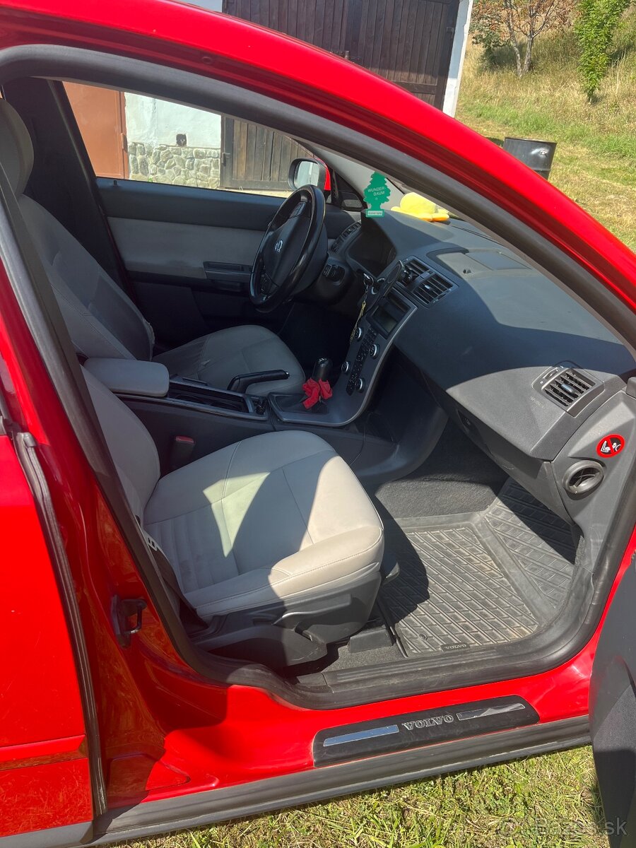 Volvo V50 1.6D nová stk/ek - 7
