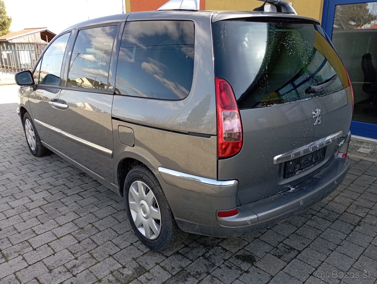 Peugeot 807 - 7