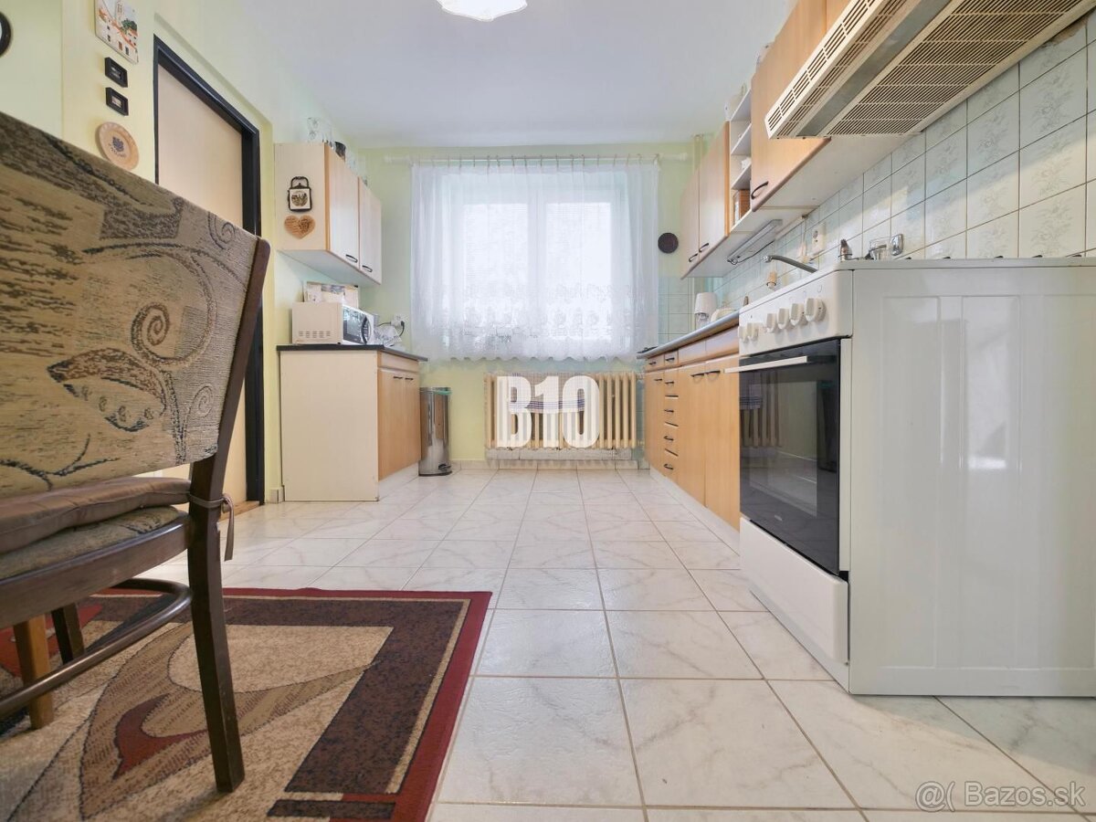 6izb. RODINNÝ DOM s pozemkom 750m2- žiadaná lokalita na Levi - 7