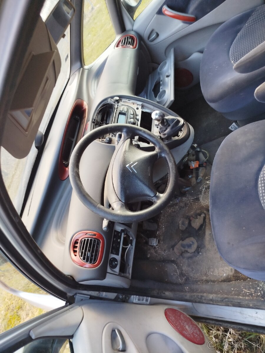 Citroen Xsara picaso - 7