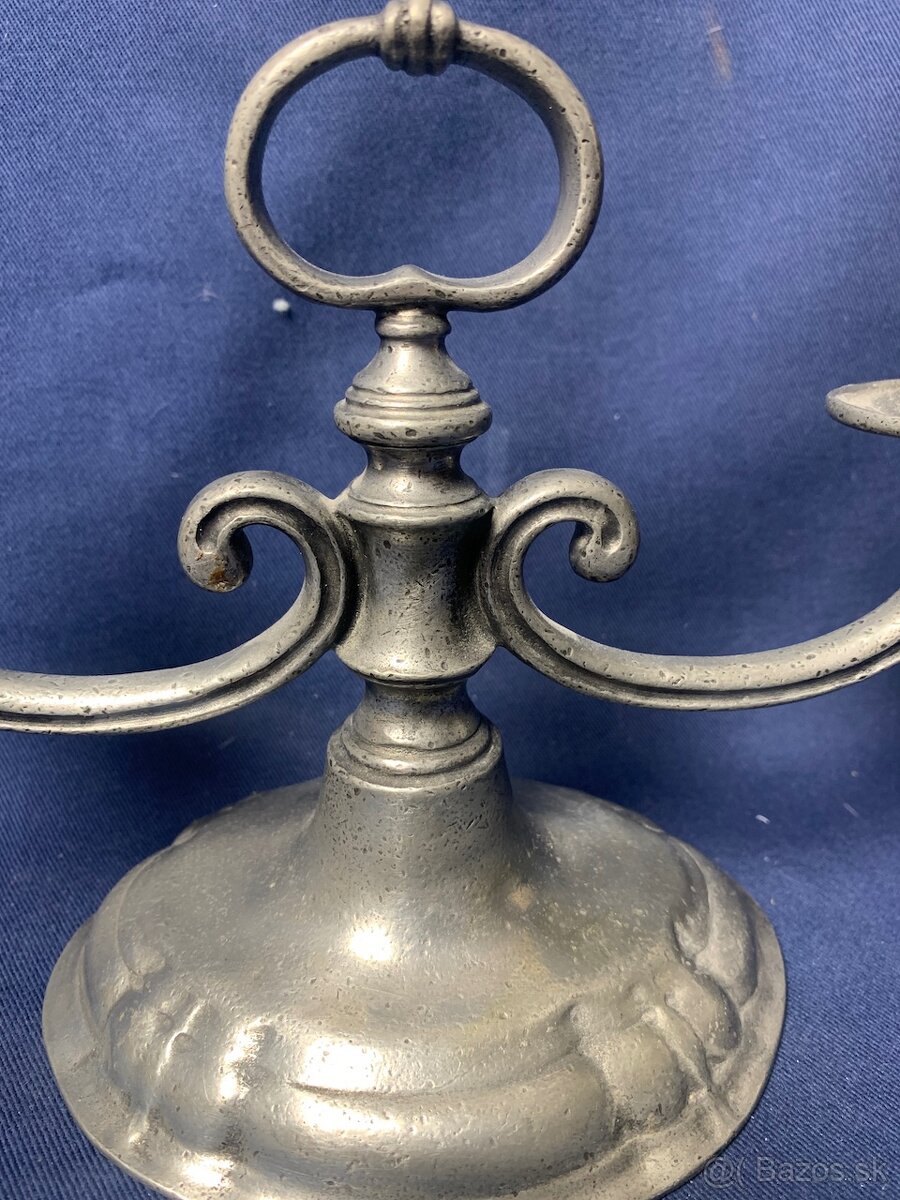 Starozitny kovový svietnik a tanier - 7