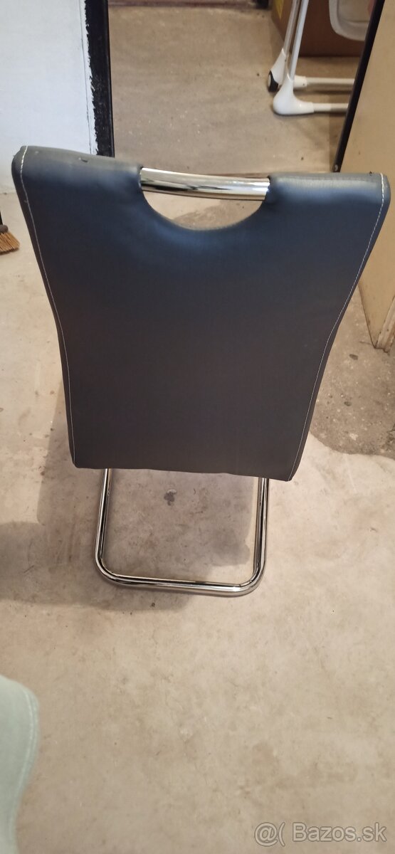Predám kuchynské stoličky - 7