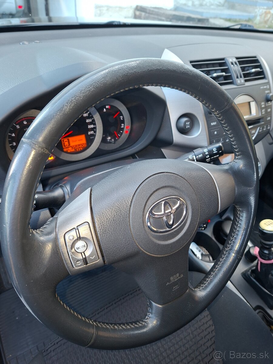 Toyota rav4 2,2 cat - 7