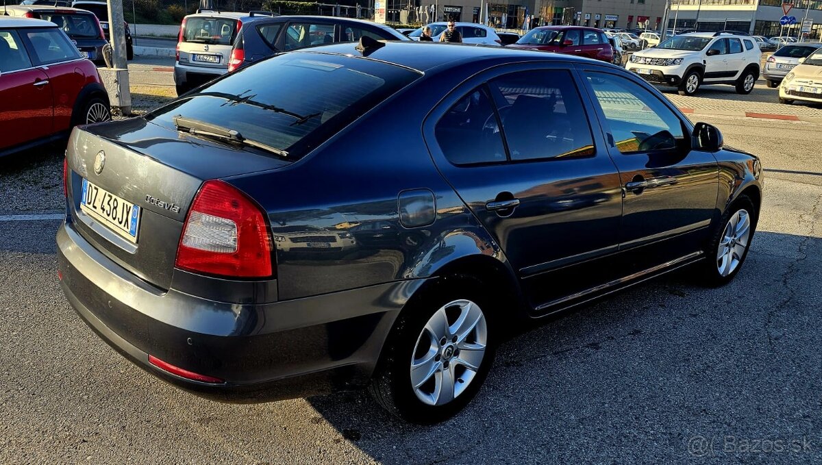 ŠKODA OCTAVIA 1.6 TDI.SEDAN - 7