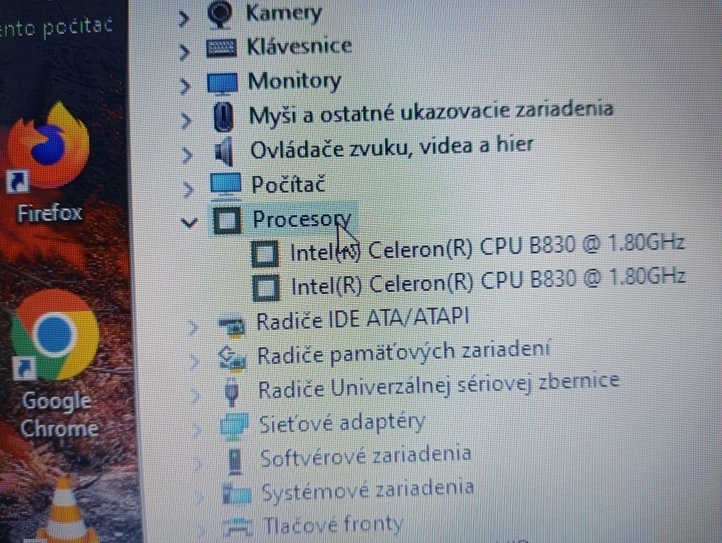 predám notebook Toshiba ,8gb ram , 240gb ssd , HDMI - 7