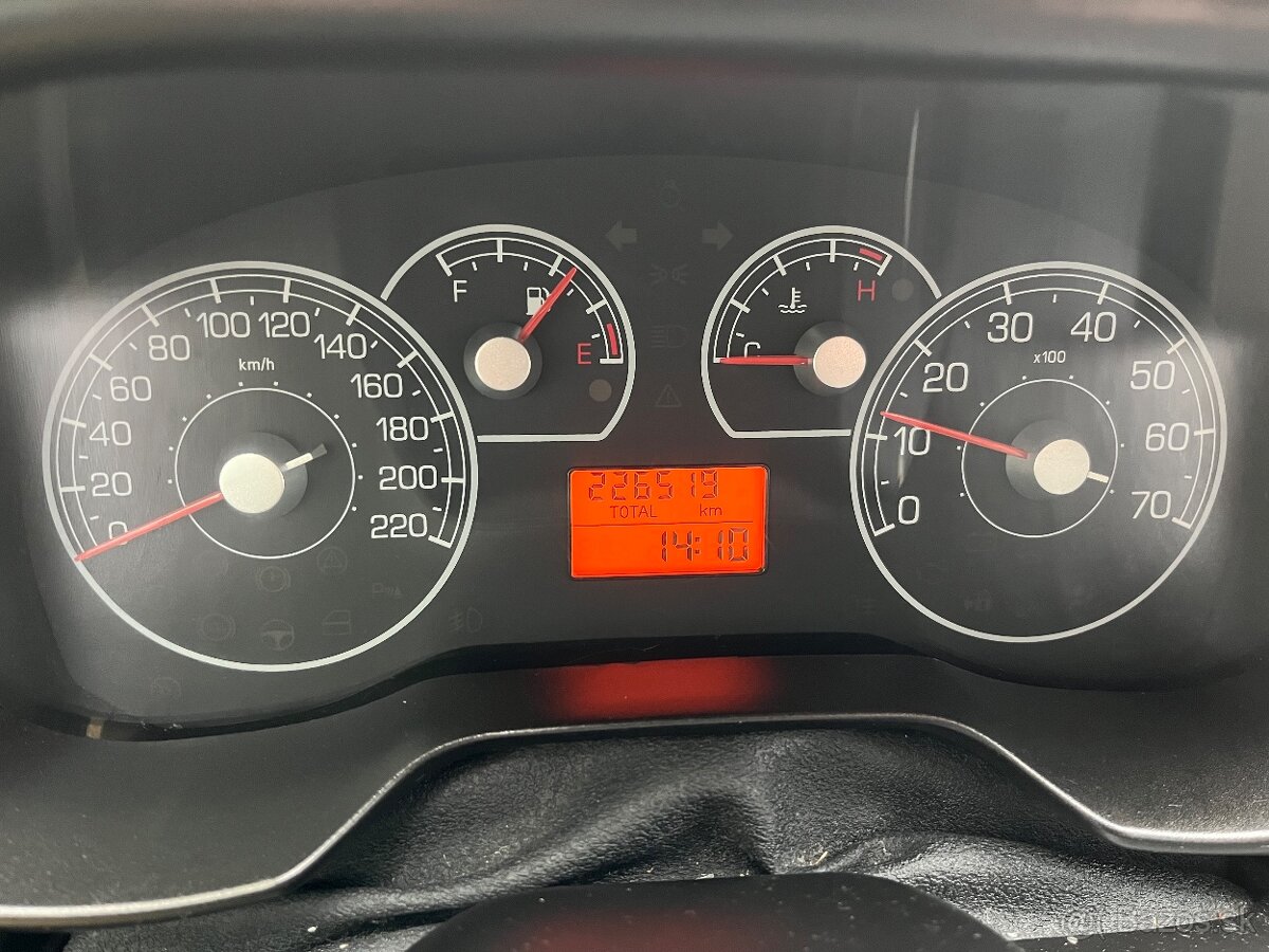 Fiat Grande Punto 1.2 benzin - 7