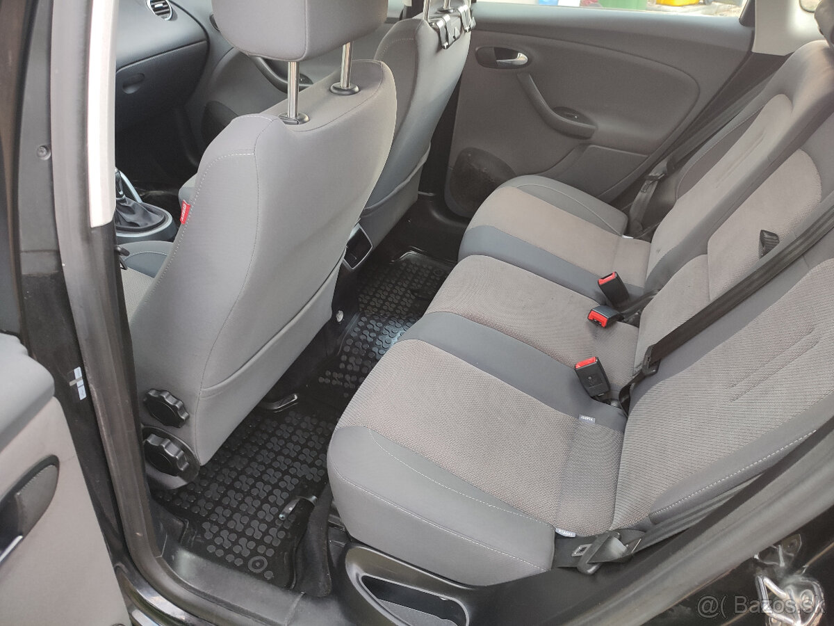 Predám SEAT ALTEA XL 4x4 - 7