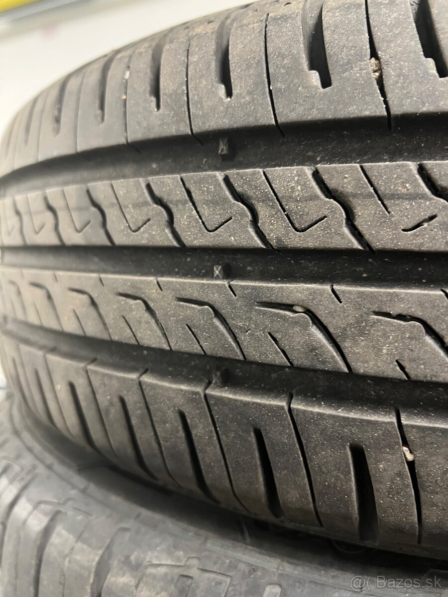 4x Barum Bravuris 5HM - 185/65 R15 - DOT 4720 - 7