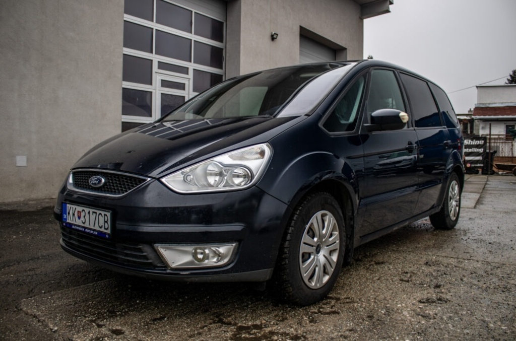 Ford Galaxy 7miestné - 7