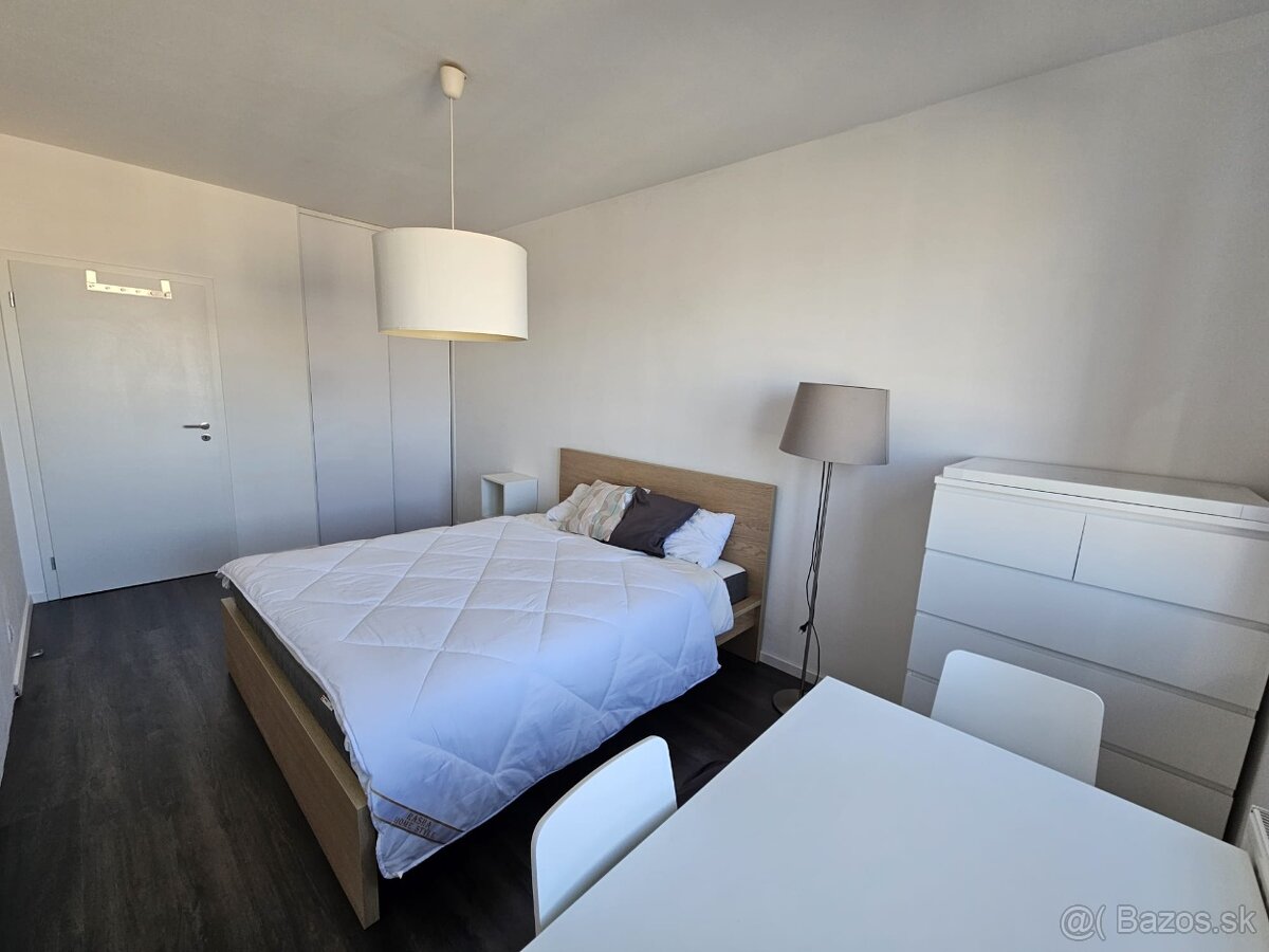 Svetlý 2-izbový byt v novostavbe s výhľadom Jégeho alej - 7