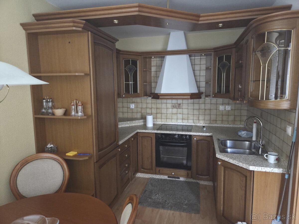 Trojizbový byt v Piešťanoch - 7