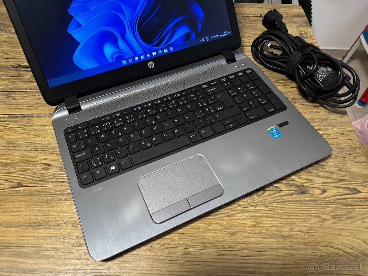 15.6"/HP Notebook/8GB RAM DDR3/512GB SSD/Intel HD 2GB - 7