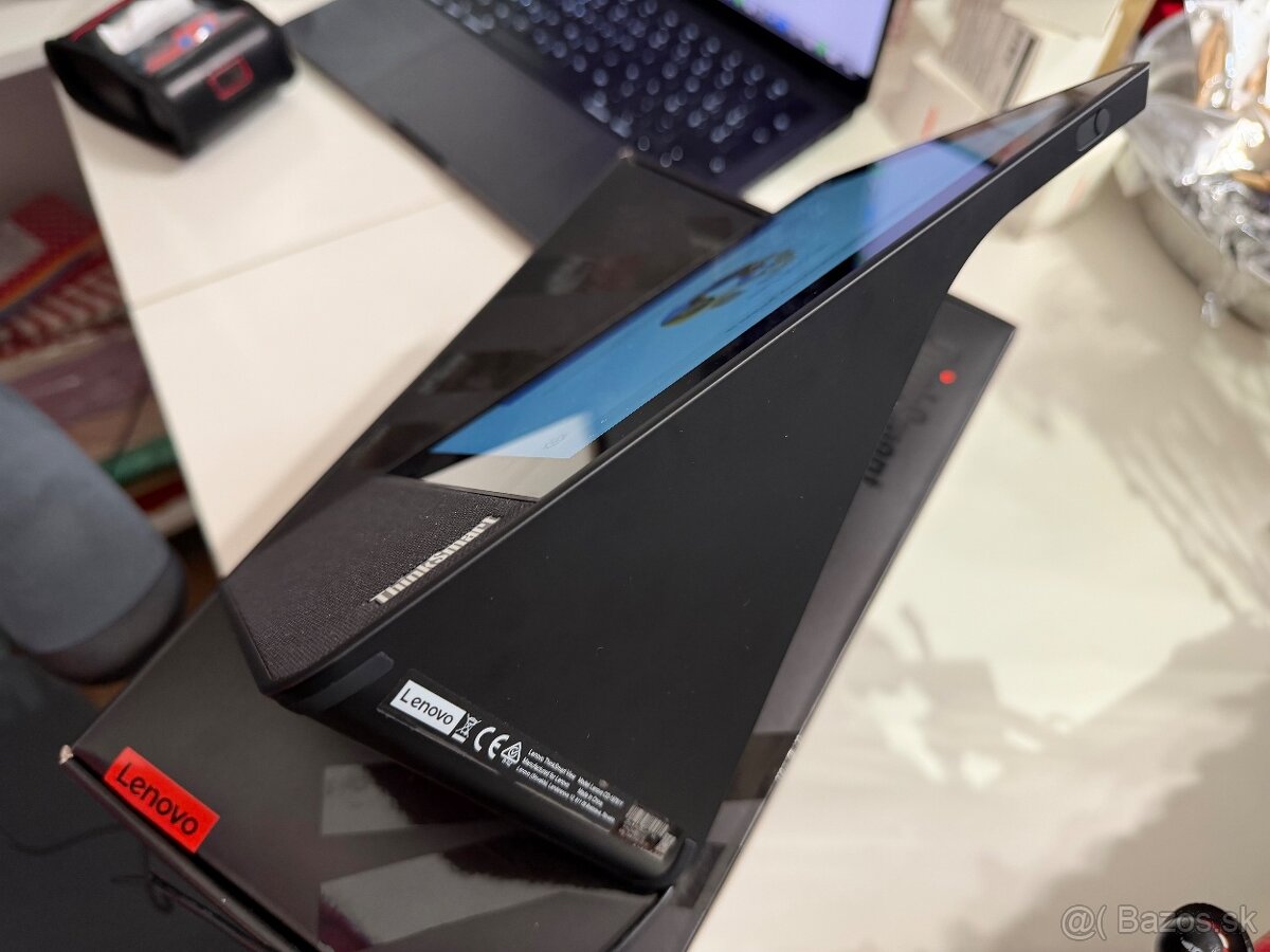 Lenovo ThinkSmart View pre Teams - 7